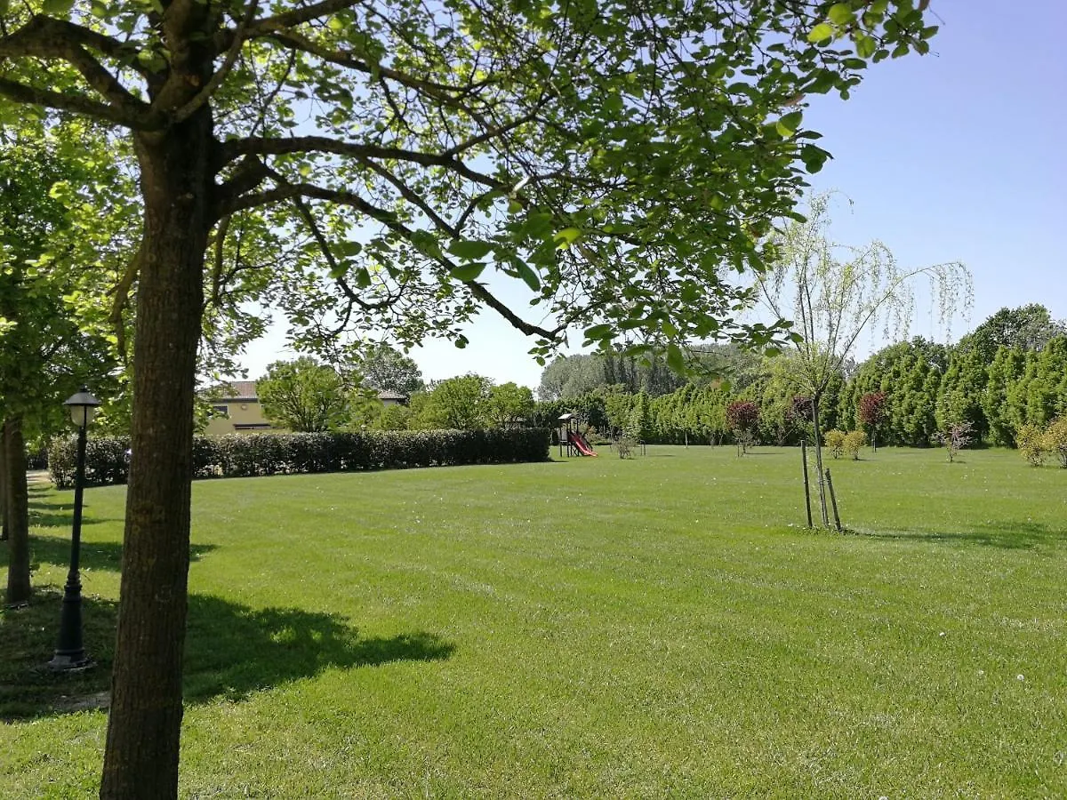 Farm stay Agriturismo Fattoria Corte Roeli Malalbergo